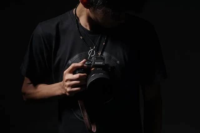 Ile zarabia fotograf za sesję? Odkryj zaskakujące stawki w Polsce