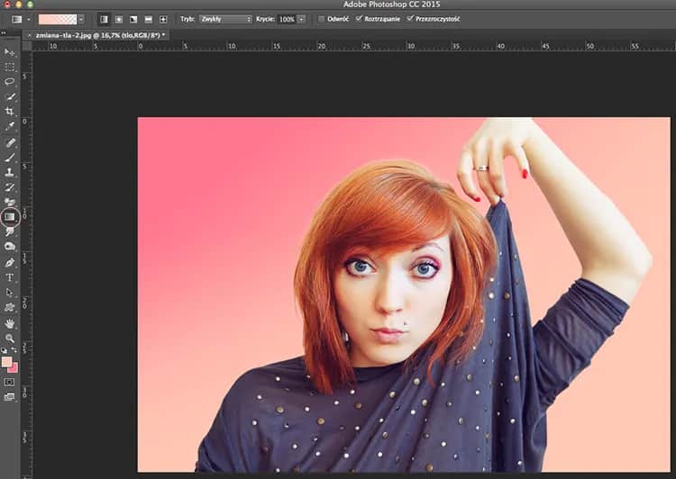 Jak zmienić kolor zdjęcia w Photoshopie - proste metody i triki