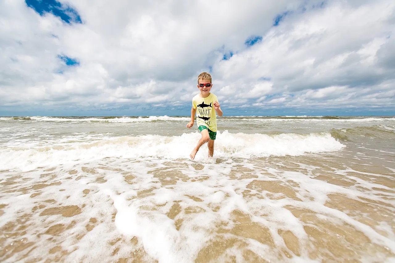 Jak zrobić fajne zdjęcie nad morzem: 7 sprawdzonych trików fotograficznych