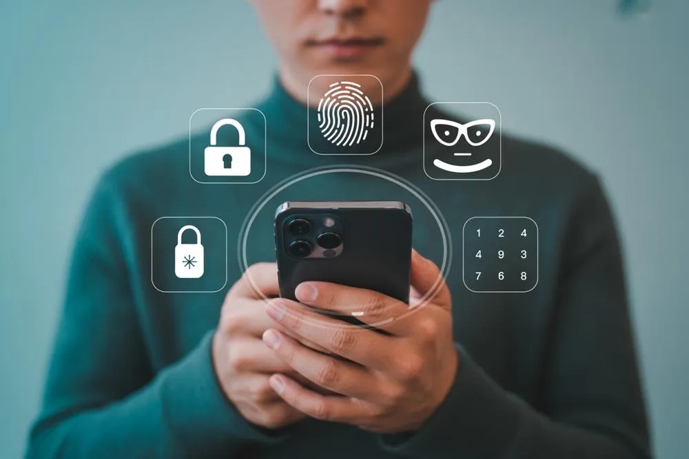 Jak odblokować telefon przez aparat? Sprawdzone metody i porady