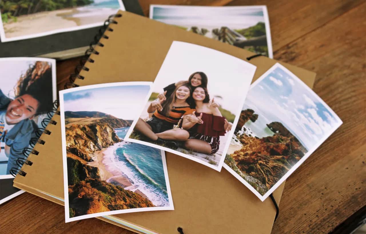 Gdzie wywołać zdjęcia na miejscu? Sprawdź szybkie i tanie opcje